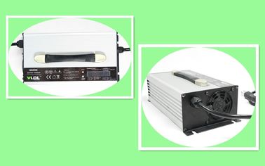 باتری لیتیوم باتری سیاه و سفید با ولتاژ و نمایش کنونی